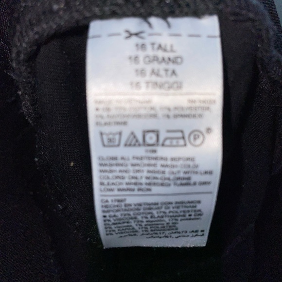 Black distressed jeggings - Picture 2 of 6